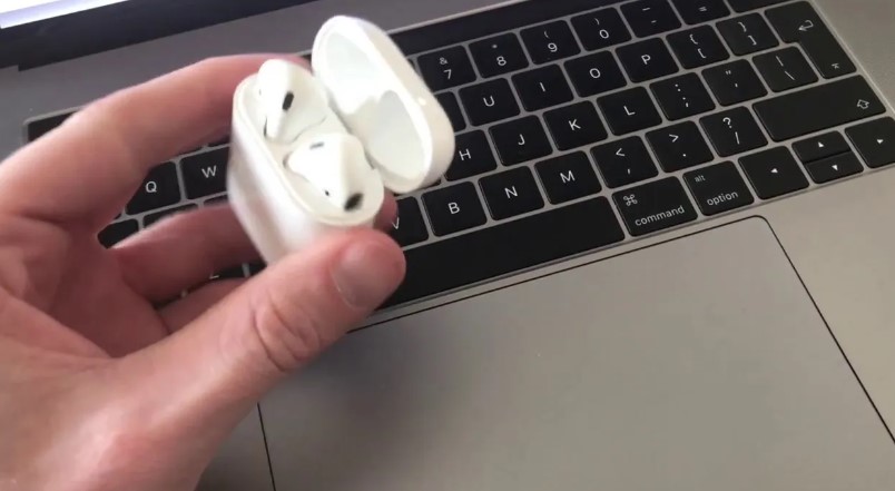 How to Connect AirPods to Laptop